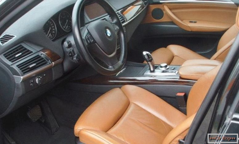 BMW X3 дизель салон