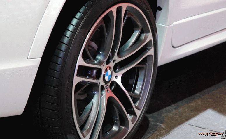BMW X3 колесо