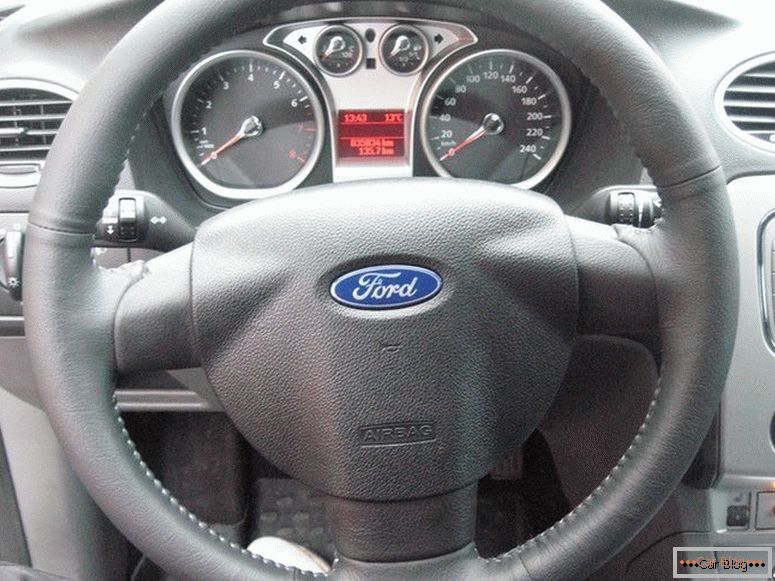 Ford Focus 2 кермо