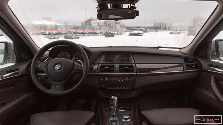 BMW X5 E70 салон
