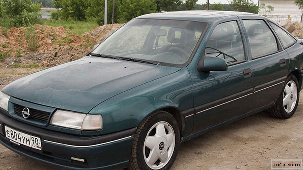 Opel 1995 року
