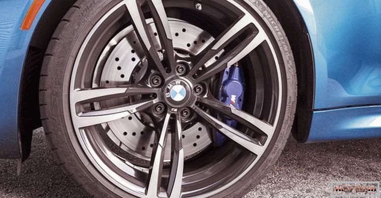 BMW M2 диски