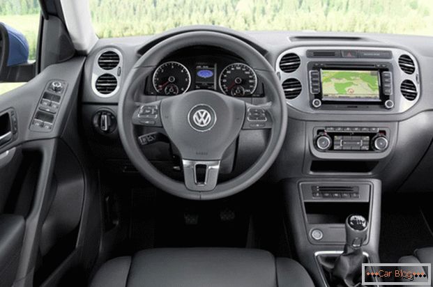 Салон автомобіля Volkswagen Tiguan є прикладом німецької якості