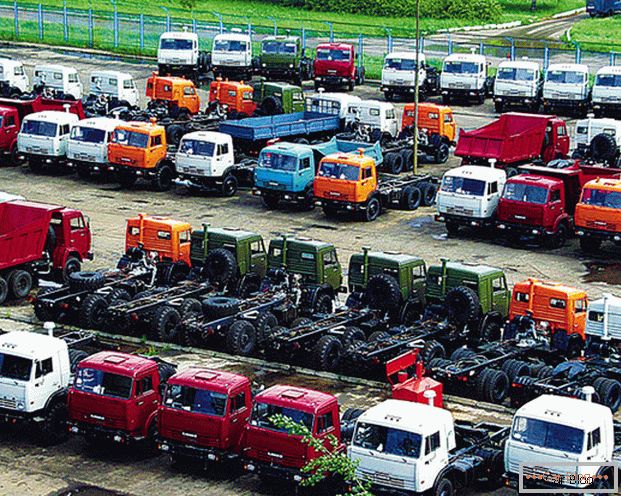 Вантажівки відіграють чималу роль в економіці нашої країни