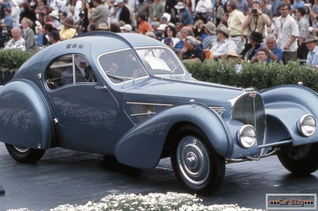 Автомобіль Bugatti Type 57SC Atlantic