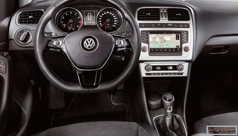 Зміна салону і інтер'єру машини Volkswagen Polo