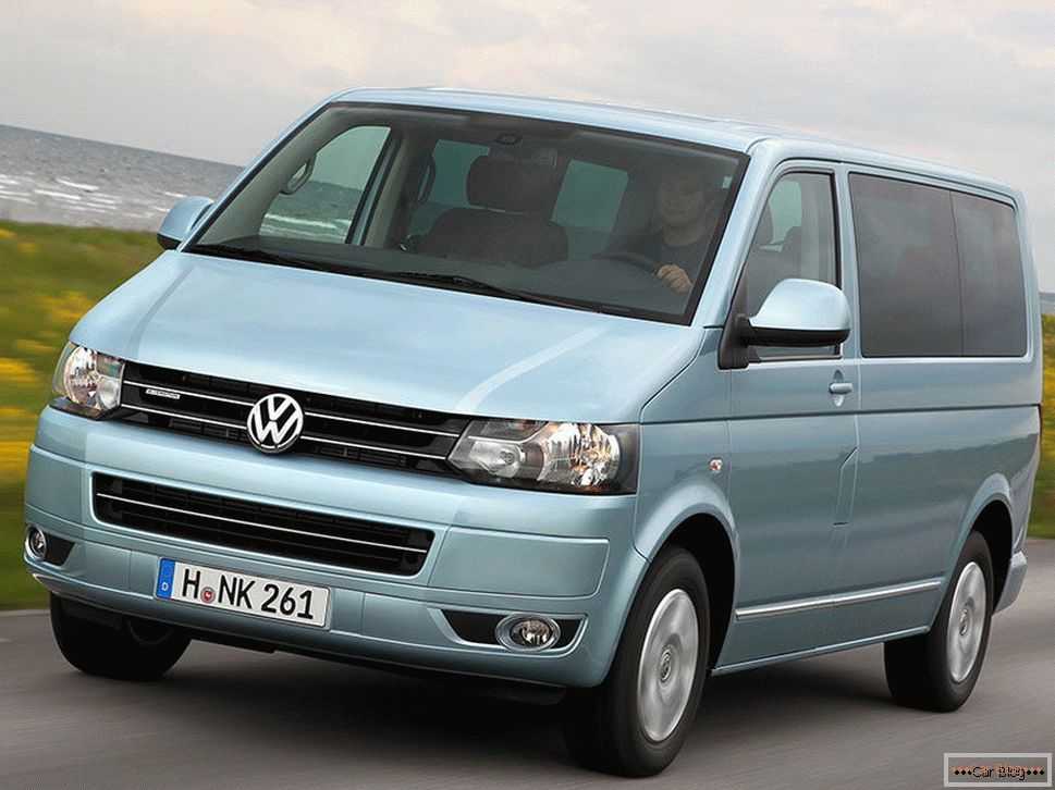 Мінівен Volkswagen Multivan Bluemotion