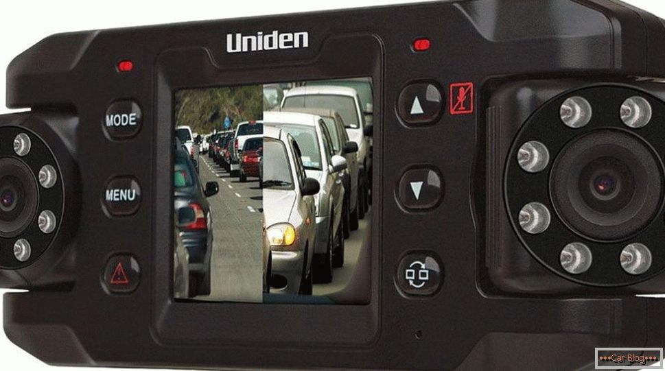 Відеореєстратор з двома камерами Uniden IGo CAM