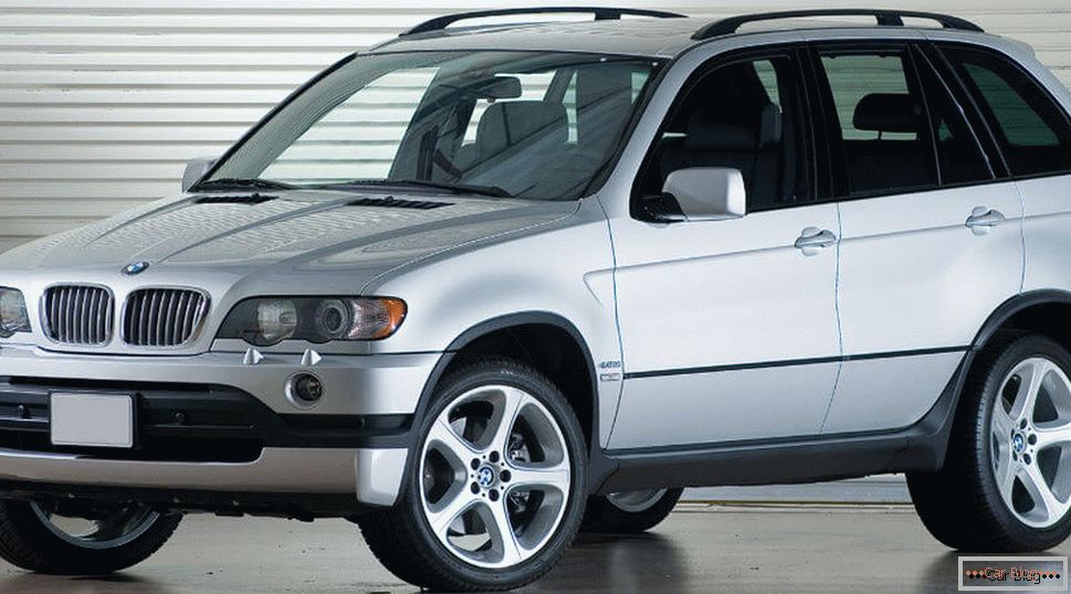 BMW X5 2000 року