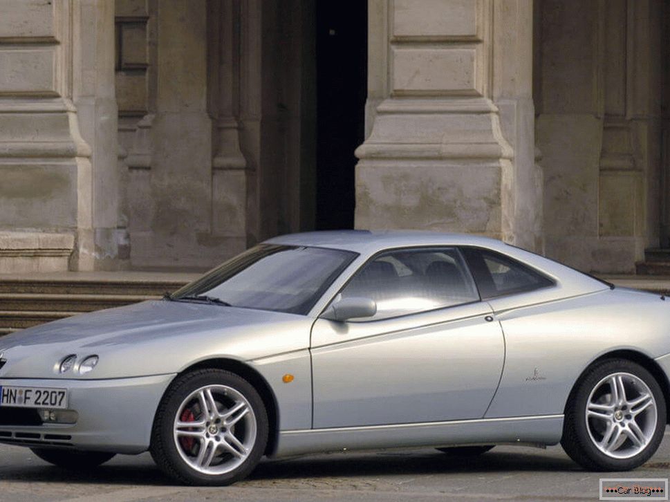 Alfa-Romeo GTV 1994 року