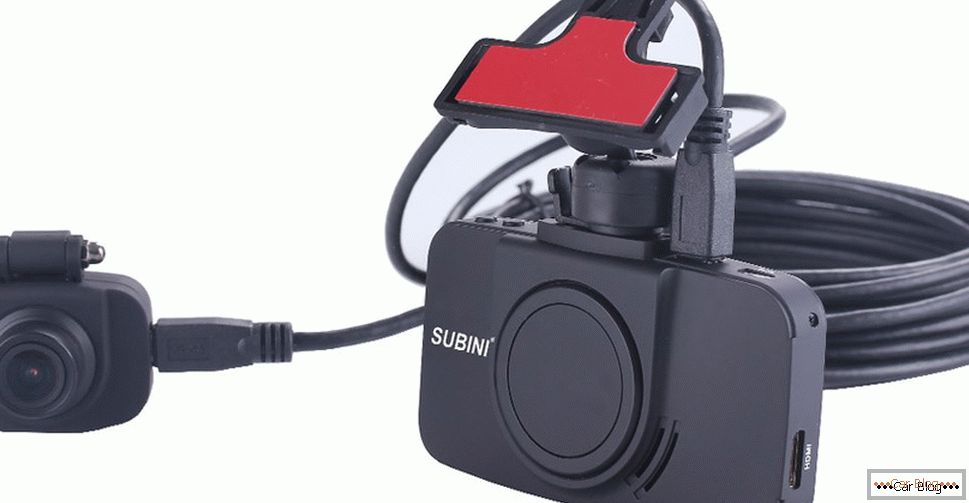 Відеореєстратор з двома камерами