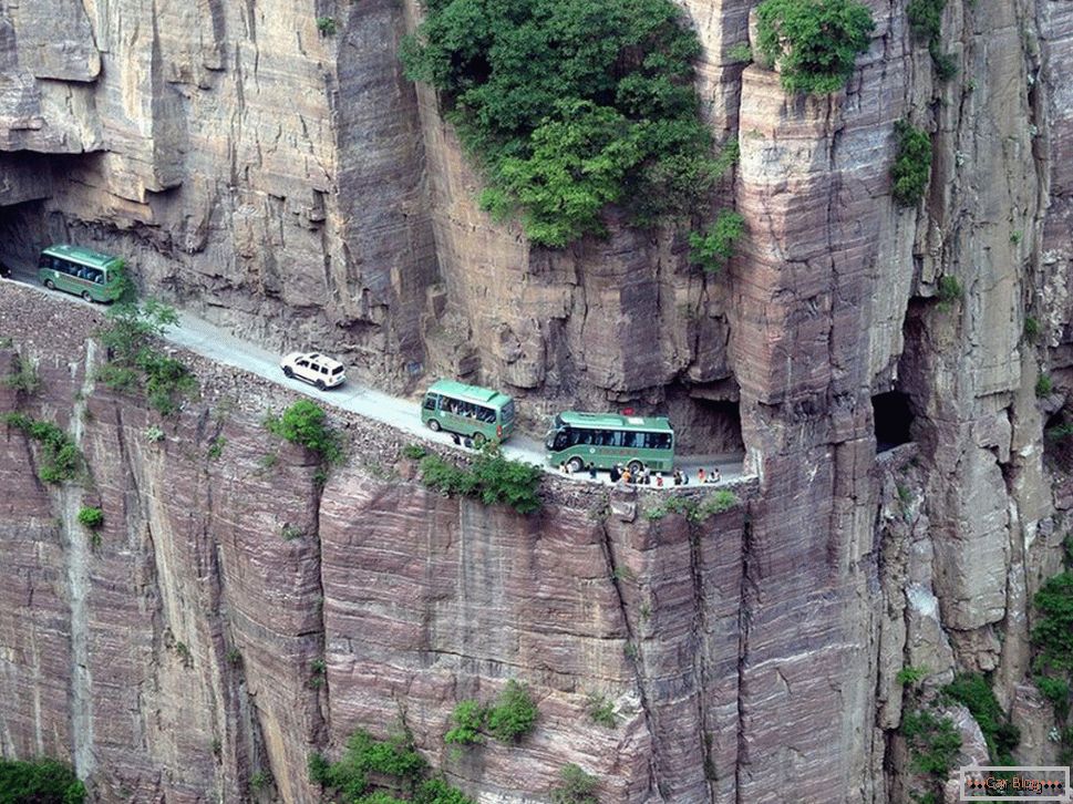тунель Гуолян в Китаї