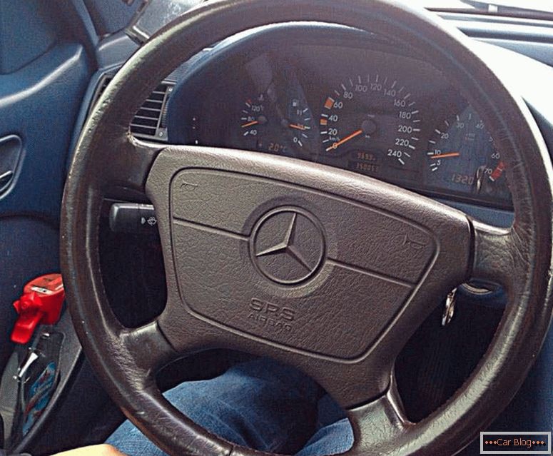 Mercedes-Benz W140 рулевое колесо